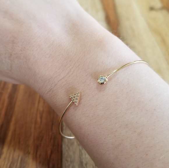 Crystal Avenue Dainty Arrow Open Bangle Bracelet - Picture 5 of 5